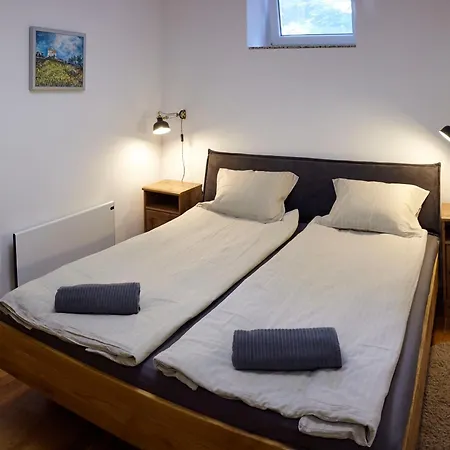 Apartma Charming House *